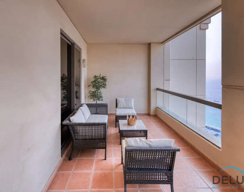 High-floor 1-Bedroom Unit Close to Beach w/ Sea Views, Sadaf — Jumeirah Beach Residence — photo 15