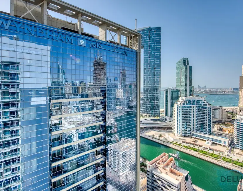 Close to Beach Studio Unit w/ Marina Canal & Sea Views, Studio One — Dubai Marina — photo 11