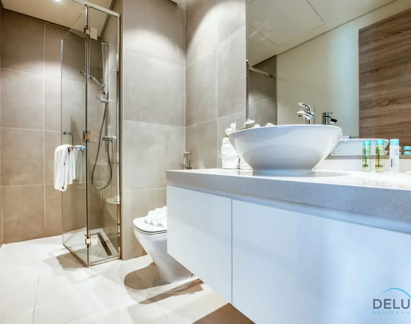 Close to Beach Studio Unit w/ Marina Canal & Sea Views, Studio One — Dubai Marina — photo 22