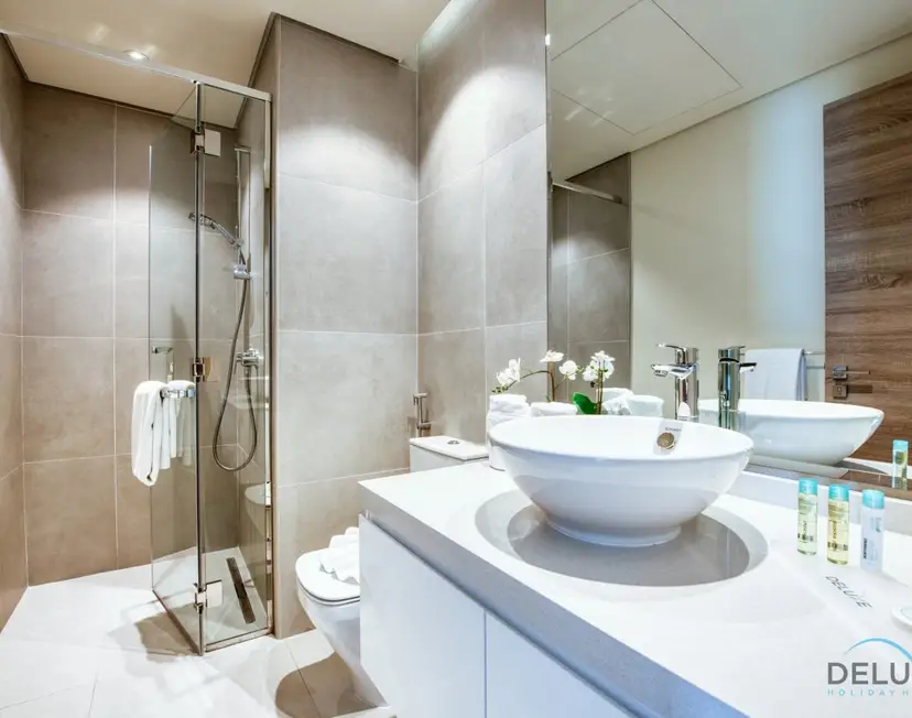 Close to Beach Studio Unit w/ Marina Canal & Sea Views, Studio One — Dubai Marina — photo 21
