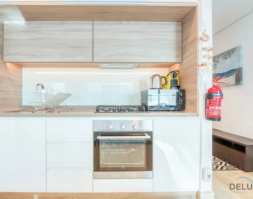 Close to Beach Studio Unit w/ Marina Canal & Sea Views, Studio One — Dubai Marina — photo 15