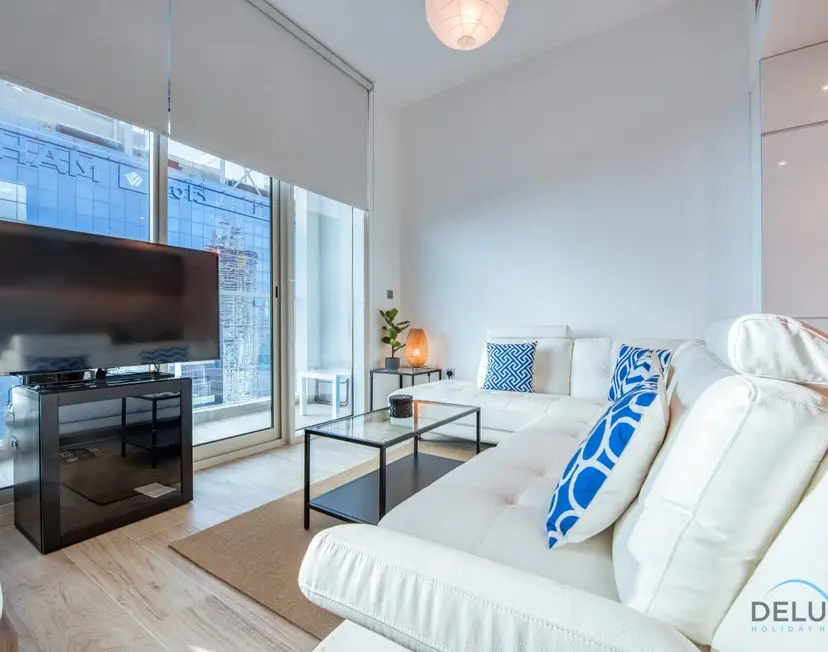 Close to Beach Studio Unit w/ Marina Canal & Sea Views, Studio One — Dubai Marina — photo 2