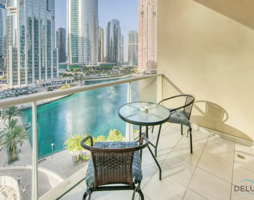 Calm Studio at Lake View Tower JLT — Jumeirah Lake Towers — photo 9