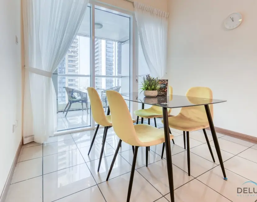 Bright 1-Bedroom at Sulafa Tower — Dubai Marina — photo 7