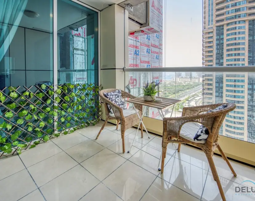 Bright 1-Bedroom at Sulafa Tower — Dubai Marina — photo 9