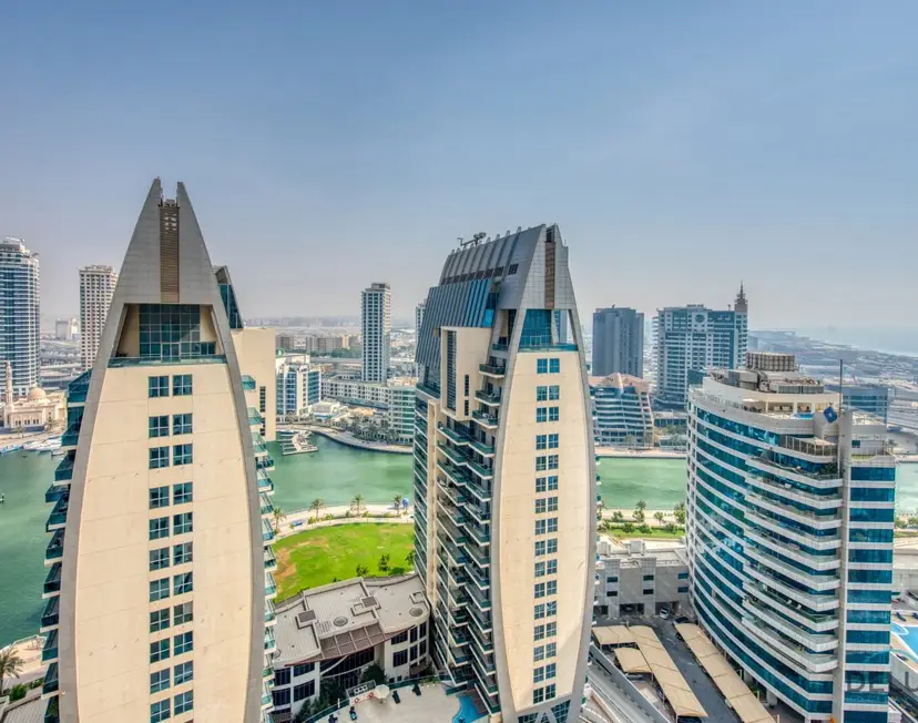 Vogue 2-Bedroom at Shams — Jumeirah Beach Residence — photo 16
