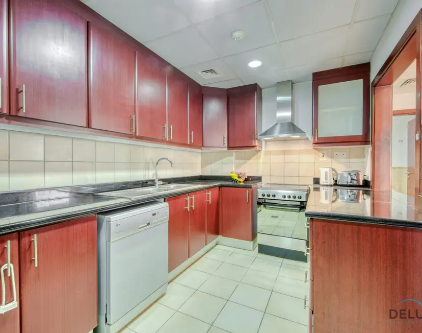 Vogue 2-Bedroom at Shams — Jumeirah Beach Residence — photo 17