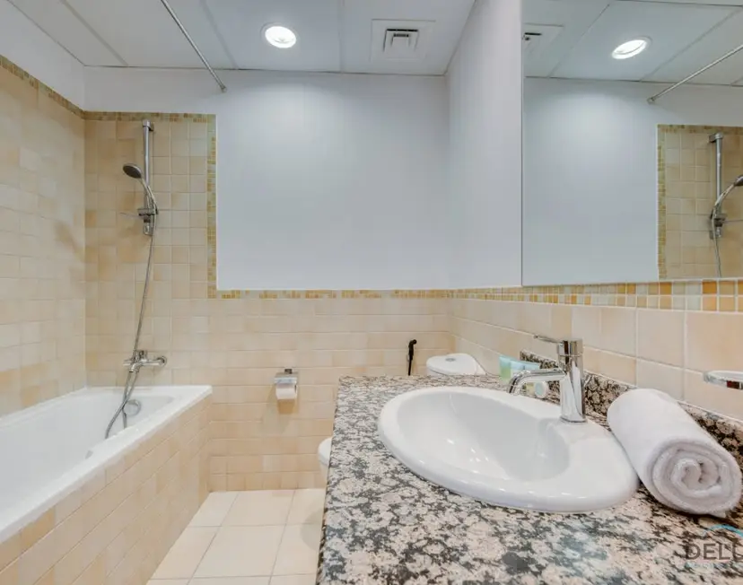 Vogue 2-Bedroom at Shams — Jumeirah Beach Residence — photo 40