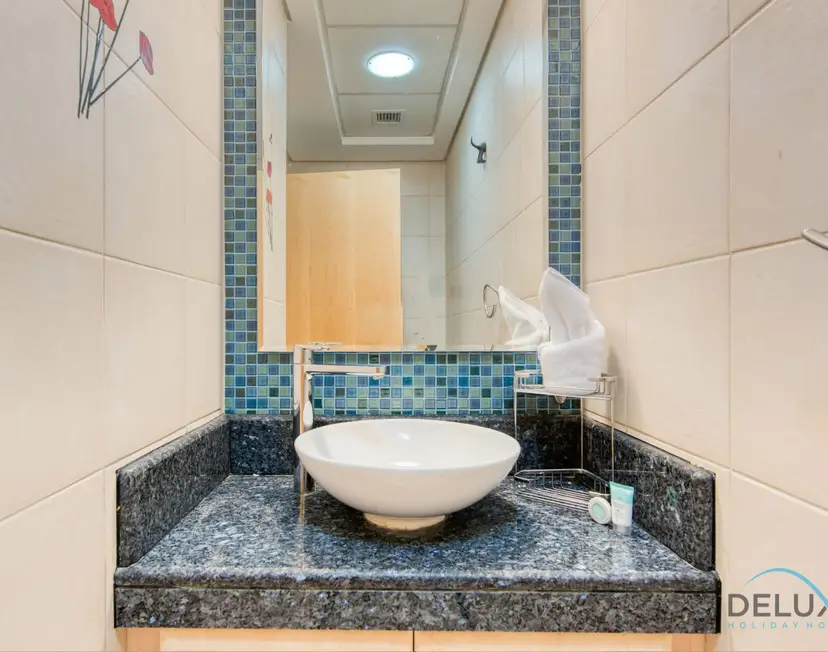 Lively 1-Bedroom at Al Nabat Shoreline — Palm Jumeirah — photo 19