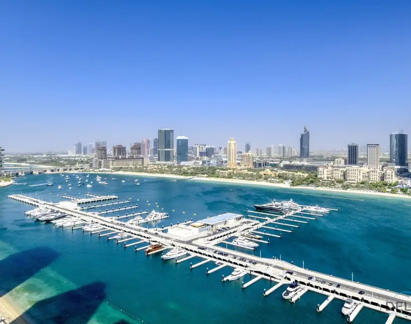 Exotic 2-Bedroom at Sunrise Bay Tower 1 — Emaar Beachfront — photo 31
