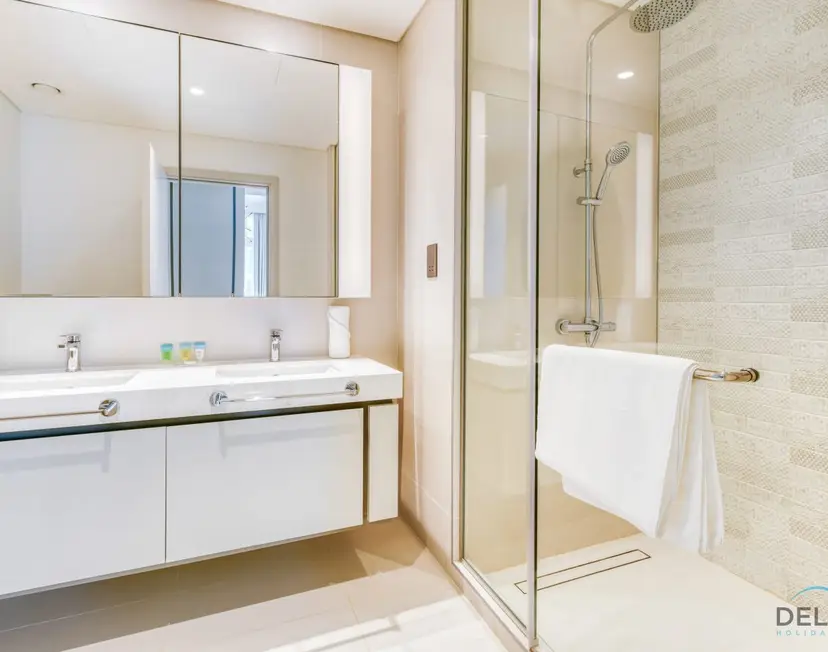 Exotic 2-Bedroom at Sunrise Bay Tower 1 — Emaar Beachfront — photo 23