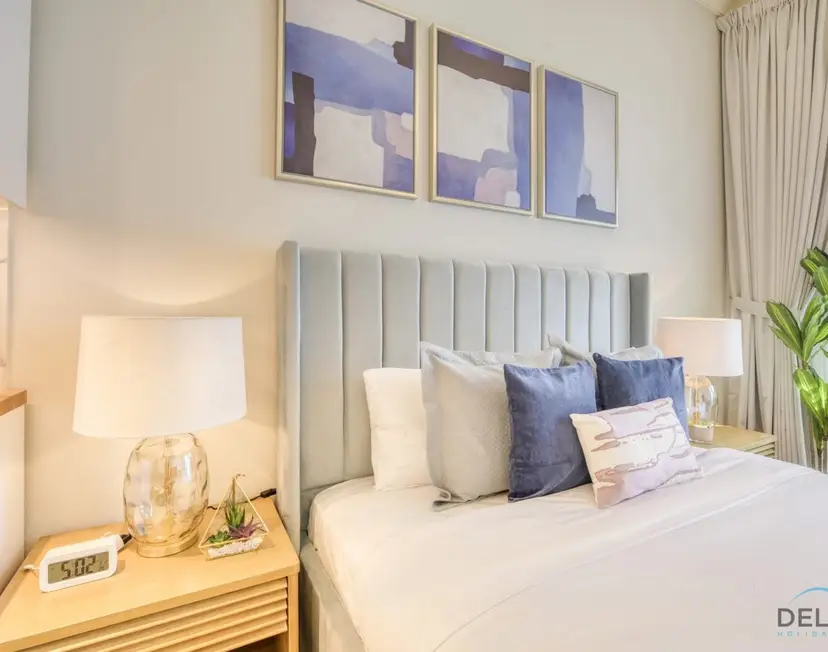 Stunning Studio at Marina Views — Dubai Marina — photo 16