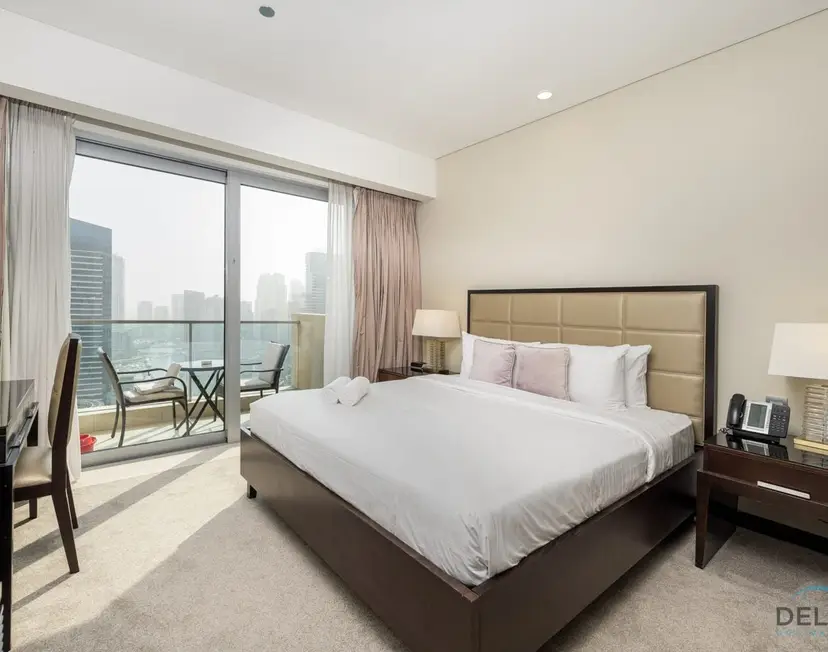 Marina Canal Views Next to Mall & Marina Promenade Studio Unit — Dubai Marina — photo 10