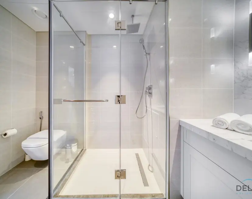 Extravagant 1-Bedroom at Opera Grand — Downtown Dubai — photo 23