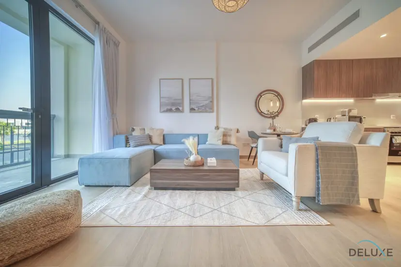 Placid 1-Bedroom at La Cote 5, Jumeirah — La Mer — photo 1