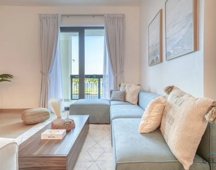 Placid 1-Bedroom at La Cote 5, Jumeirah — La Mer — photo 8