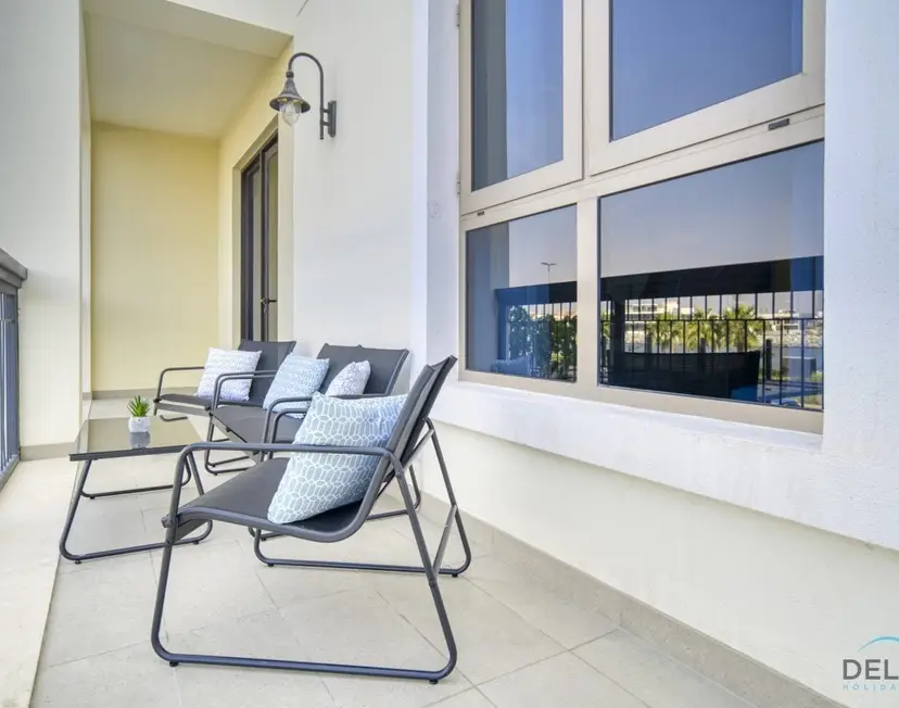 Placid 1-Bedroom at La Cote 5, Jumeirah — La Mer — photo 17