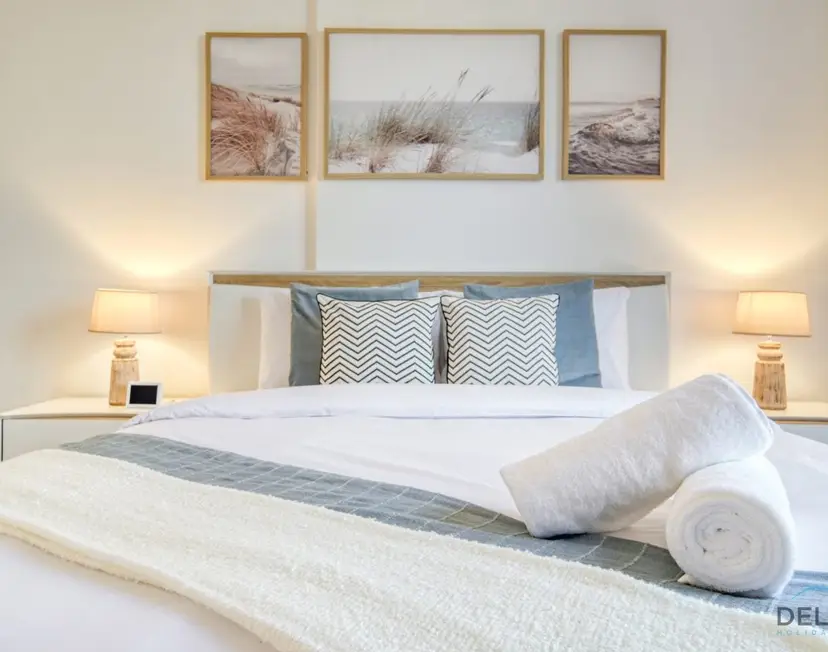 Placid 1-Bedroom at La Cote 5, Jumeirah — La Mer — photo 27