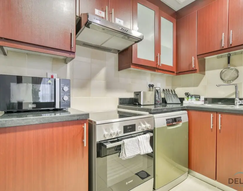 Serene 1-Bedroom at Murjan — Jumeirah Beach Residence — photo 30