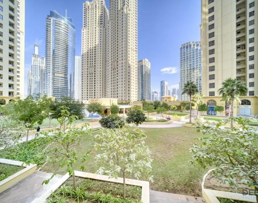 Serene 1-Bedroom at Murjan — Jumeirah Beach Residence — photo 28