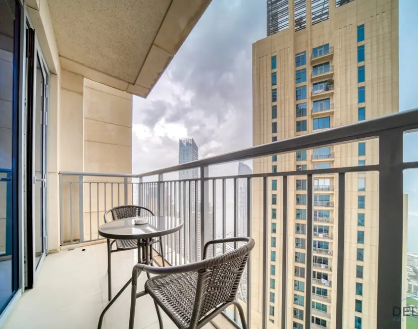 Classic 1-Bedroom at Harbour Views Tower — Dubai Creek Harbour — photo 2