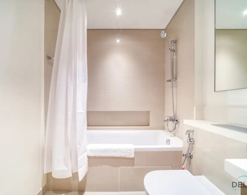 Classic 1-Bedroom at Harbour Views Tower — Dubai Creek Harbour — photo 34