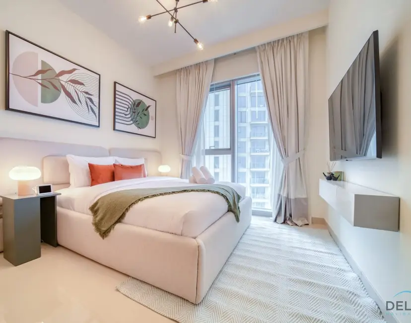 Classic 1-Bedroom at Harbour Views Tower — Dubai Creek Harbour — photo 12