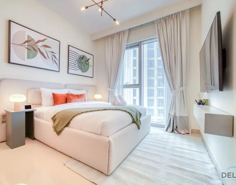 Classic 1-Bedroom at Harbour Views Tower — Dubai Creek Harbour — photo 20