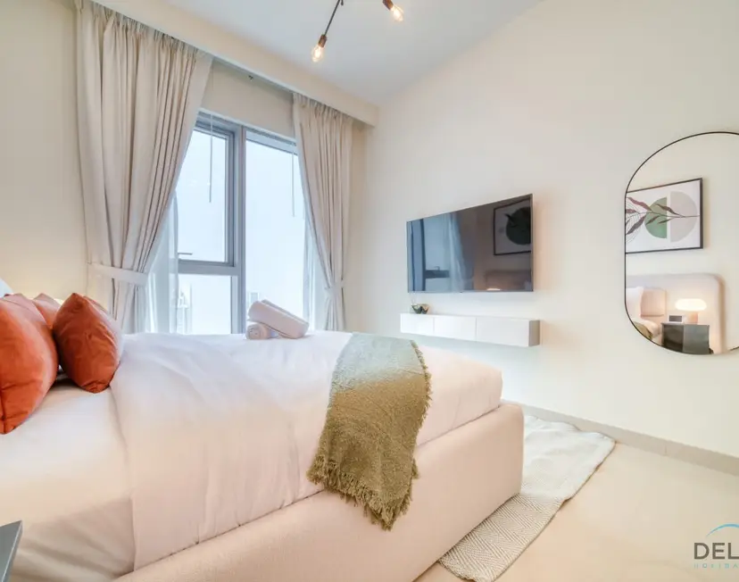 Classic 1-Bedroom at Harbour Views Tower — Dubai Creek Harbour — photo 27