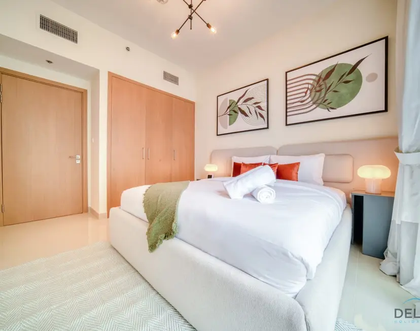 Classic 1-Bedroom at Harbour Views Tower — Dubai Creek Harbour — photo 4