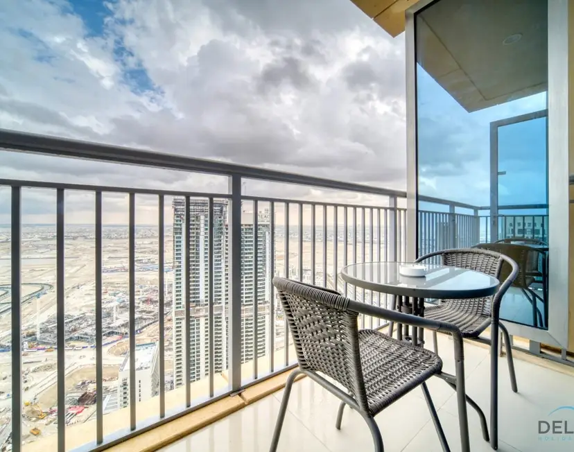 Elegant 1-Bedroom at Harbour Views Tower — Dubai Creek Harbour — photo 2