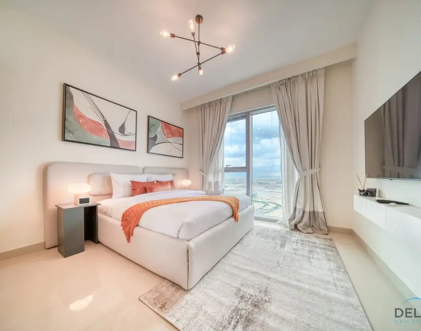 Elegant 1-Bedroom at Harbour Views Tower — Dubai Creek Harbour — photo 26