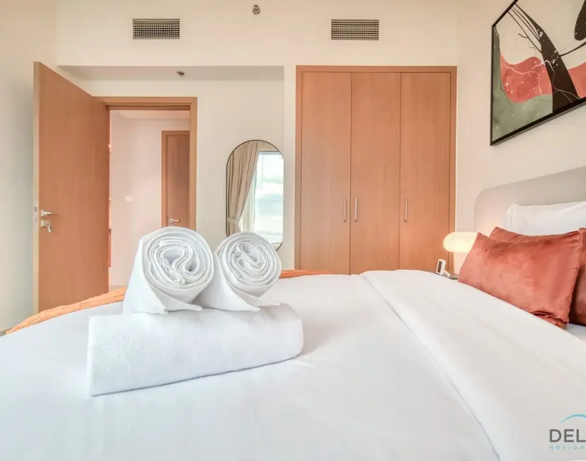 Elegant 1-Bedroom at Harbour Views Tower — Dubai Creek Harbour — photo 33