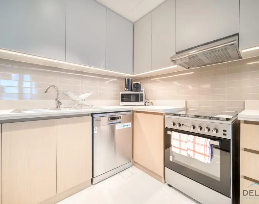 Elegant 1-Bedroom at Harbour Views Tower — Dubai Creek Harbour — photo 30
