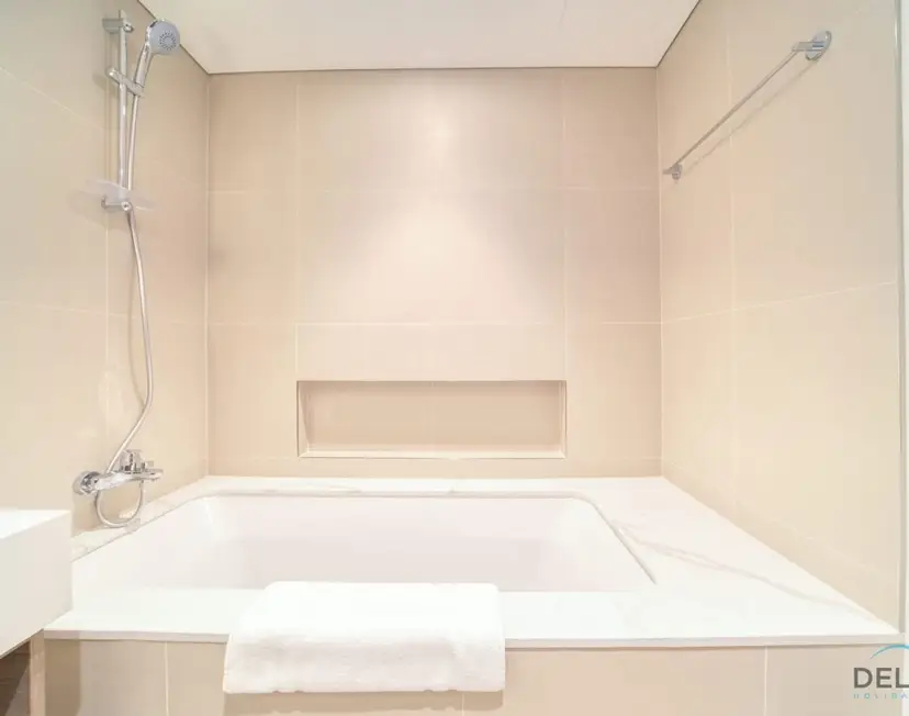 Captivating 1-Bedroom at 17 Icon Bay — Dubai Creek Harbour — photo 7