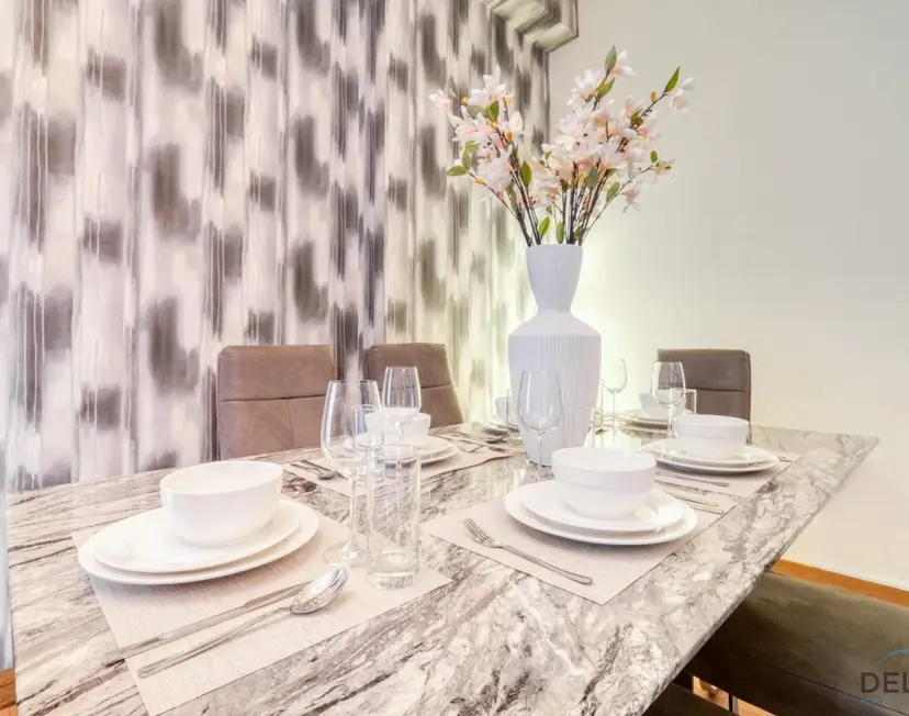 Pristine 2-Bedroom at Bahar — Jumeirah Beach Residence — photo 3