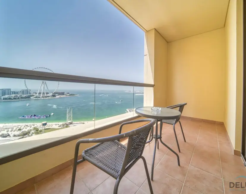 Pristine 2-Bedroom at Bahar — Jumeirah Beach Residence — photo 11