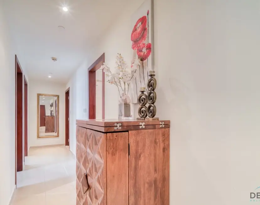 Pristine 2-Bedroom at Bahar — Jumeirah Beach Residence — photo 9