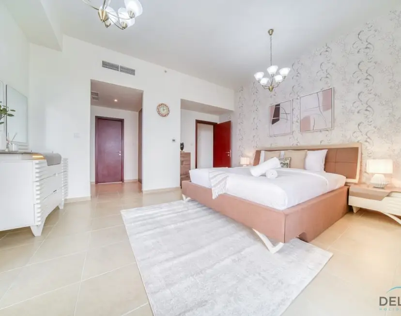 Pristine 2-Bedroom at Bahar — Jumeirah Beach Residence — photo 37