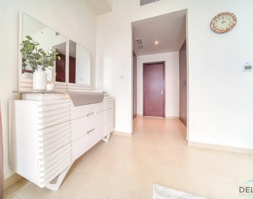 Pristine 2-Bedroom at Bahar — Jumeirah Beach Residence — photo 36