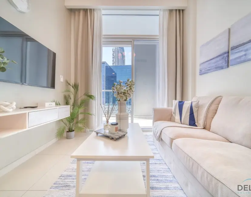 Contemporary 1-Bedroom at Vera Tower — Business Bay — photo 18