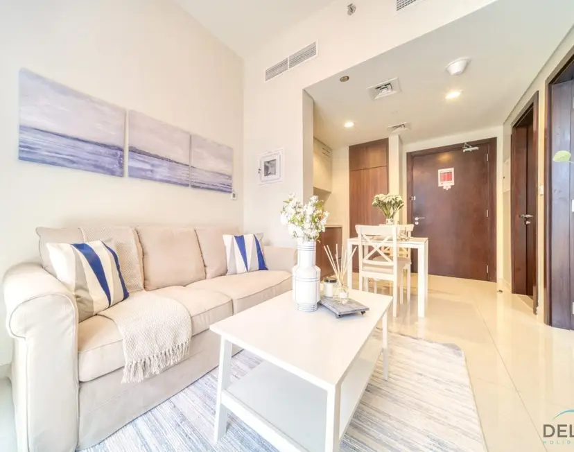 Contemporary 1-Bedroom at Vera Tower — Business Bay — photo 16