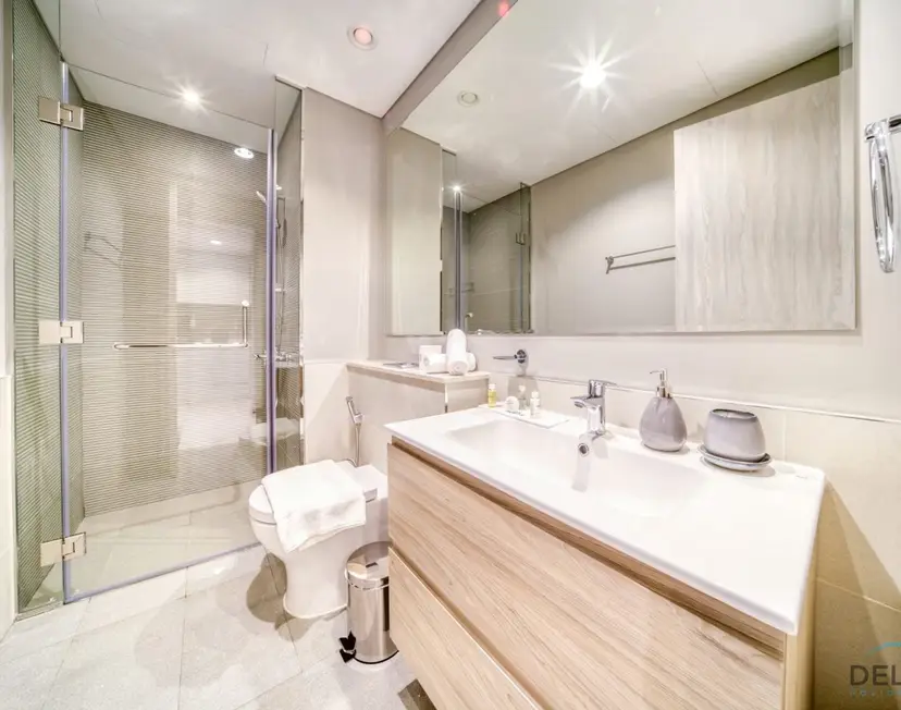Geräumiges 1-Schlafzimmer-Apartment im DAMAC Zada Tower — Business Bay — photo 16
