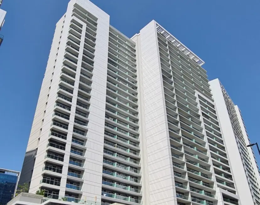 Contemporary 1-Bedroom at Vera Tower — Business Bay — photo 28