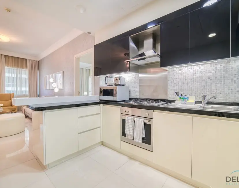 Chic 1-Bedroom at The Signature — Downtown Dubai — photo 24