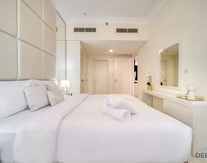 Chic 1-Bedroom at The Signature — Downtown Dubai — photo 30