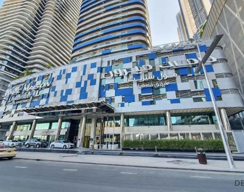 Chic 1-Bedroom at The Signature — Downtown Dubai — photo 35