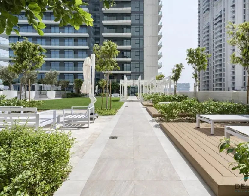 Inviting 1-Bedroom at Beach Vista Tower 1 — Emaar Beachfront — photo 30