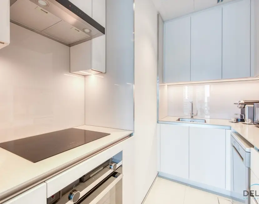 Exquisite 1-Bedroom at The Address Residences — Jumeirah Beach Residence — photo 16