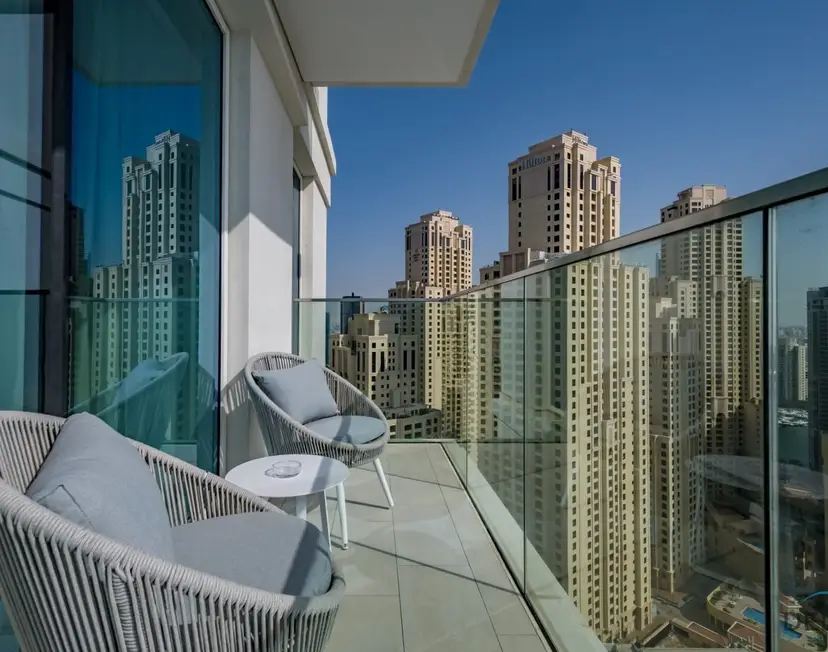 Элегантные апартаменты с 2 спальнями в La Vie, Jumeirah Beach Residences — Jumeirah Beach Residence — photo 22